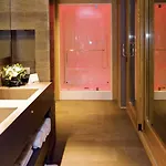 Active Hotell 4*