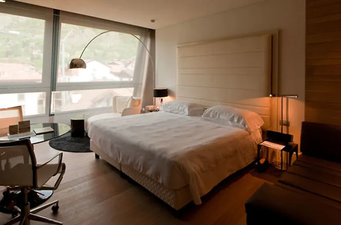 Active Hotel